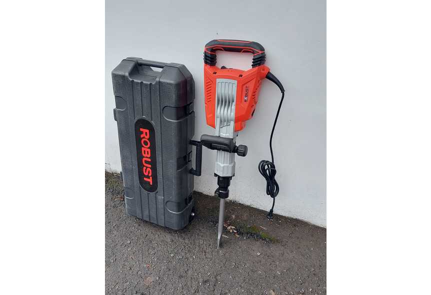 Электрический отбойный молоток Robust RB6502A